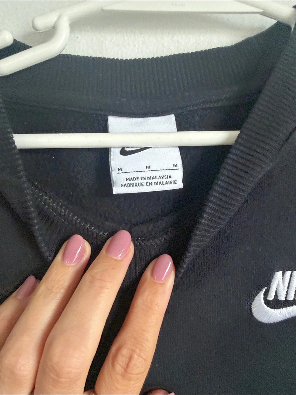 Nike Black Oversized Crewneck Sweatshirt Embroidered Logo Size M